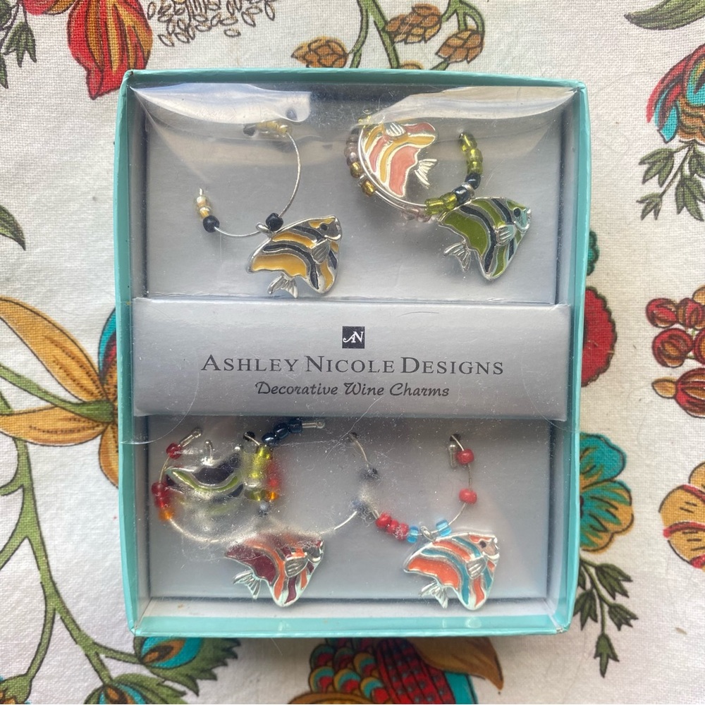 ASHLEY NICOLE Angelfish Decorative Wine Charms - Picture 3 of 5